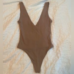 Ariztia Babaton Contour V-Neck Bodysuit!